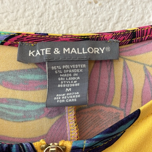 Women’s medium yellow zip up Kate and Mallory dress - Picture 2 of 4